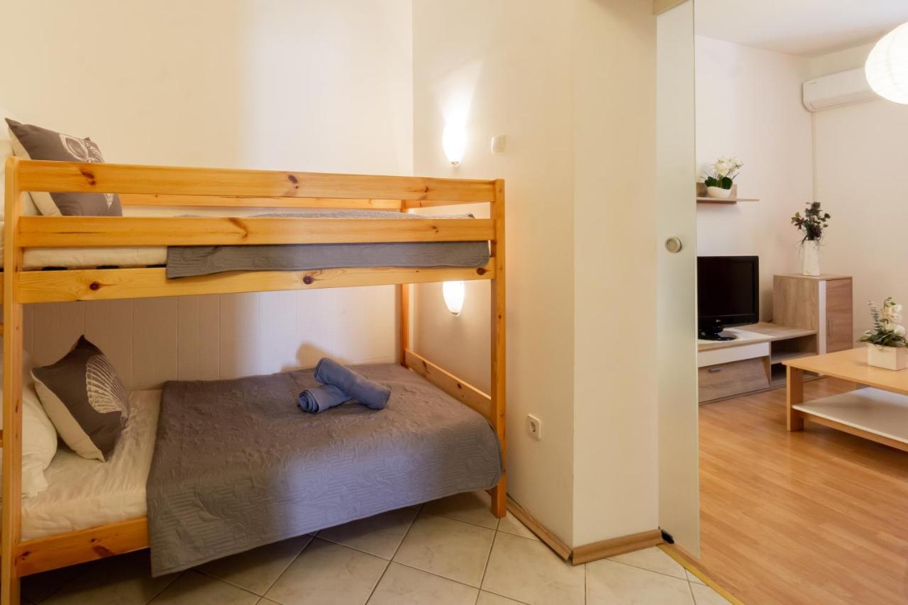 Apartment Coral Метайна Екстериор снимка
