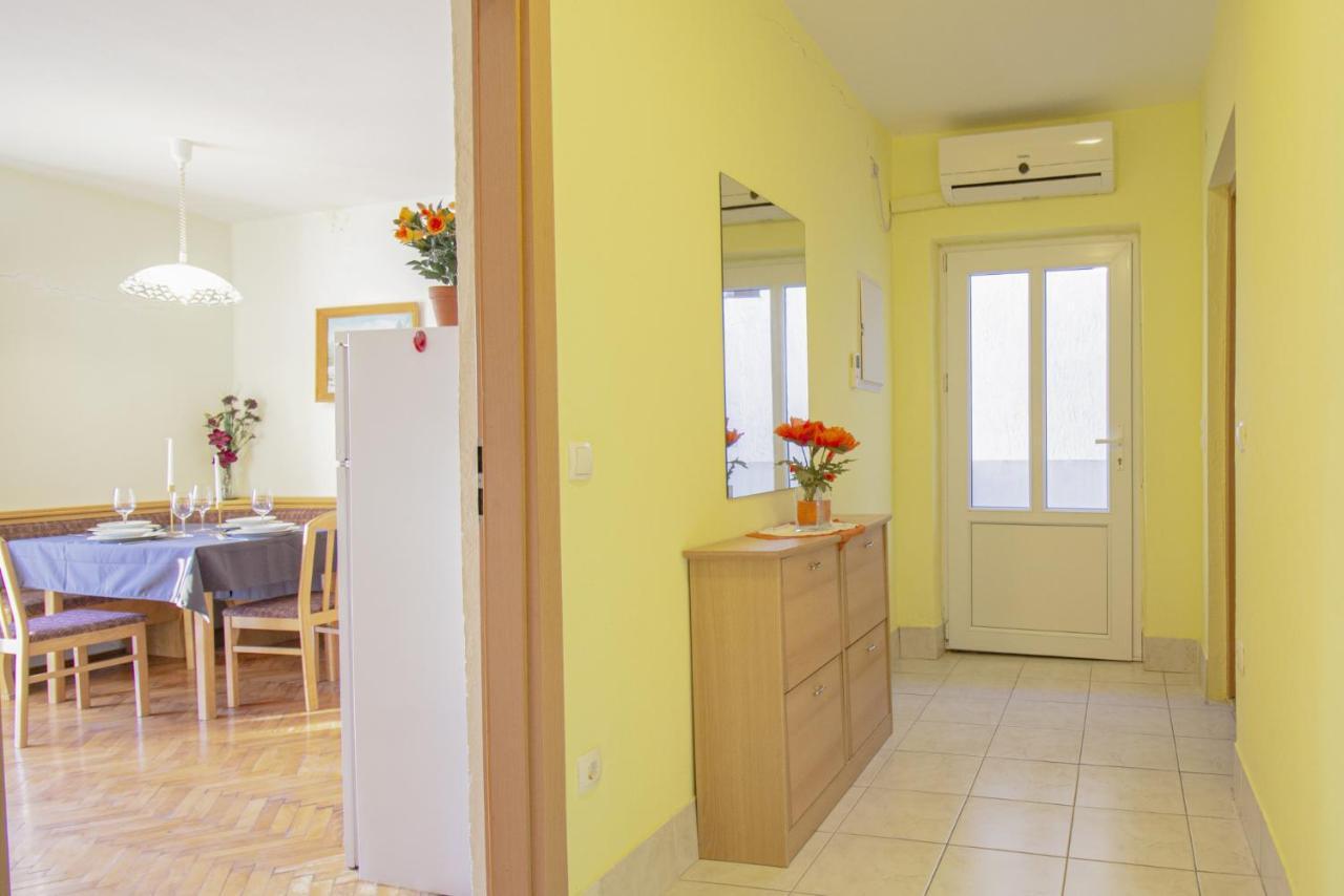 Apartment Coral Метайна Екстериор снимка